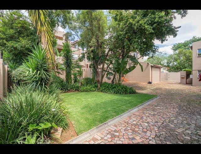 2 BEDROOM SECTIONAL TITLE FOR SALE IN BLACKHEATH